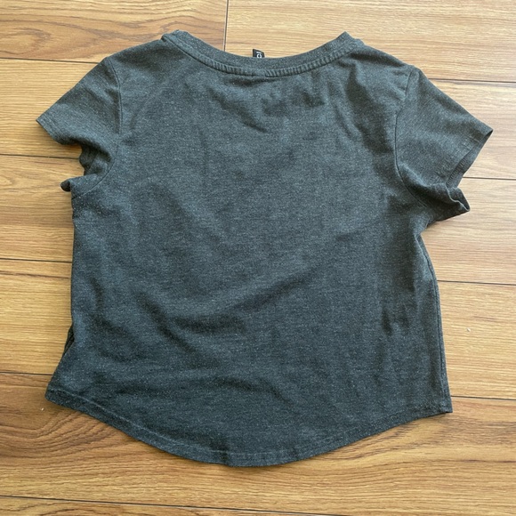 Divided Crop Top T-Shirt - Picture 4 of 5